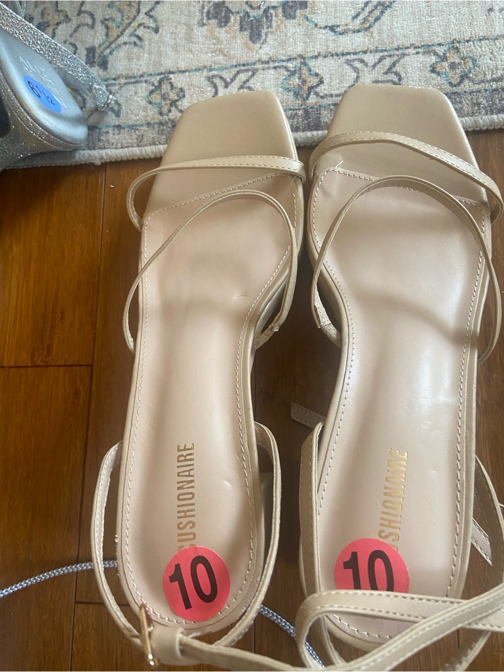 Cushionaire Women's Strappy Square-Toe Sandals in Beige size 10